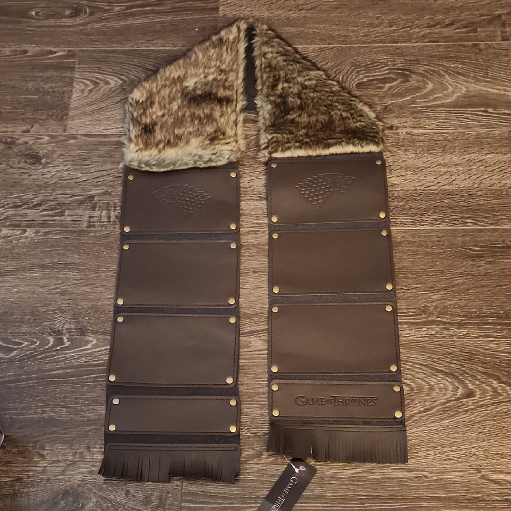 Game of Thrones Faux Fur Scarf - Brand NEW - UNISEX House Of Stark